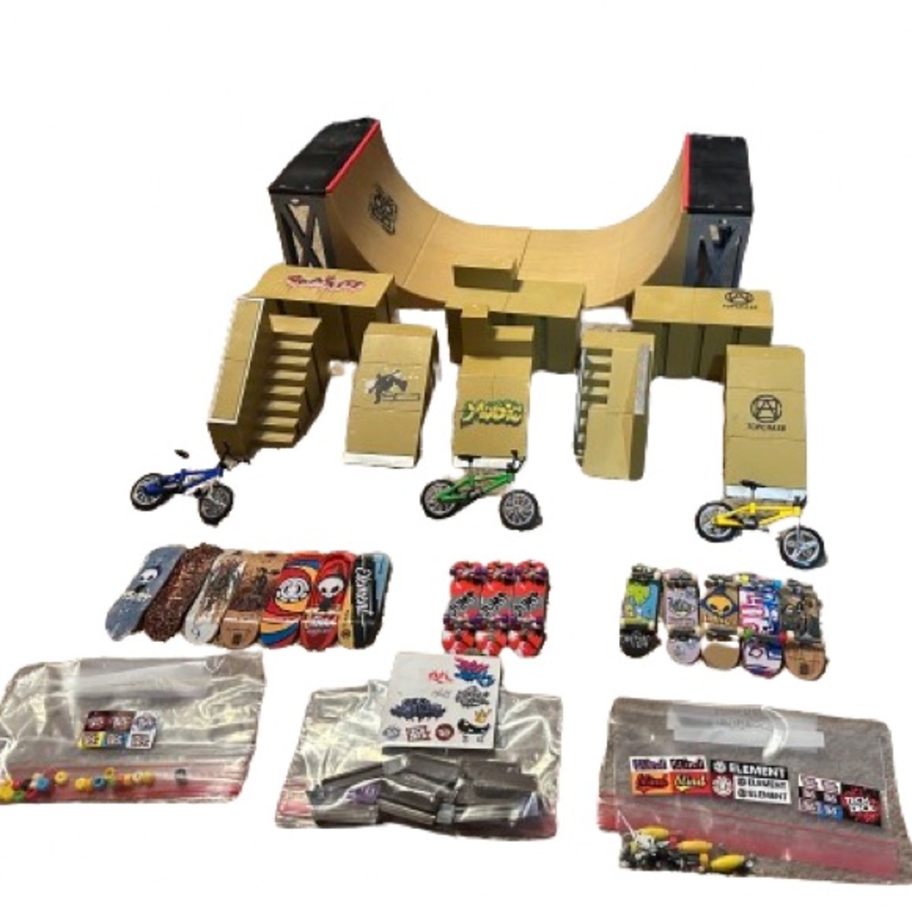 Tech Deck Lot